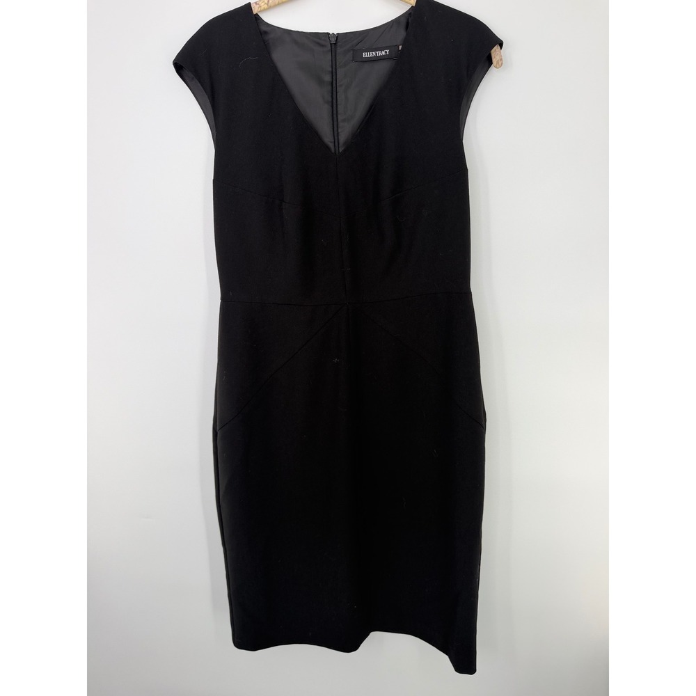 Ellen Tracy Black V-Neck Cap Sleeve Sheath Dress Size 8 Lined Workwear Cocktail